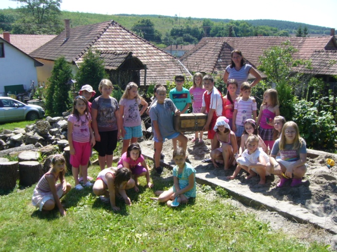 Kincsesl�da megtal�l�sa